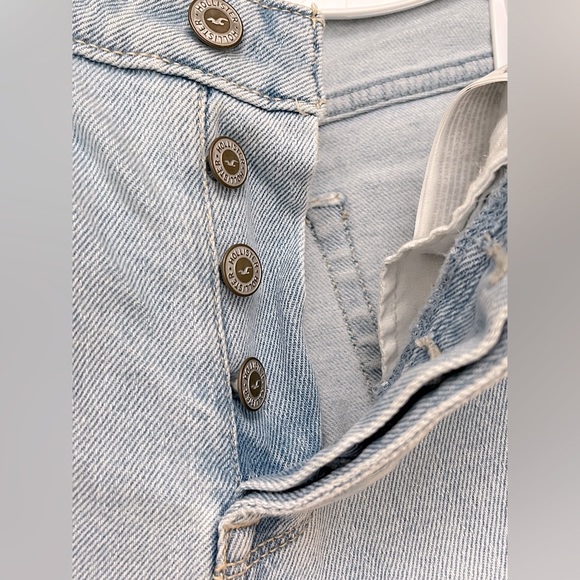 Hollister Vintage Stretch- High-rise Crop Boyfriend Denim Jeans - Picture 2 of 4